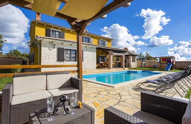 Beautiful Villa, ideal for families with children
