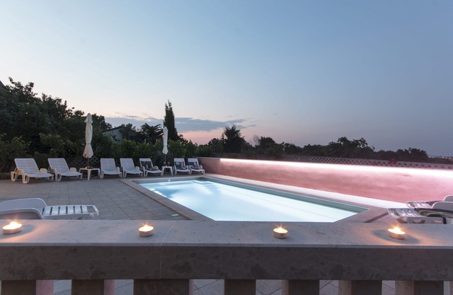 Beautiful * villa with heated swimming pool