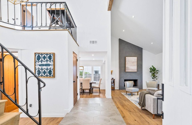 Beautiful Westlake Village Pool Home
