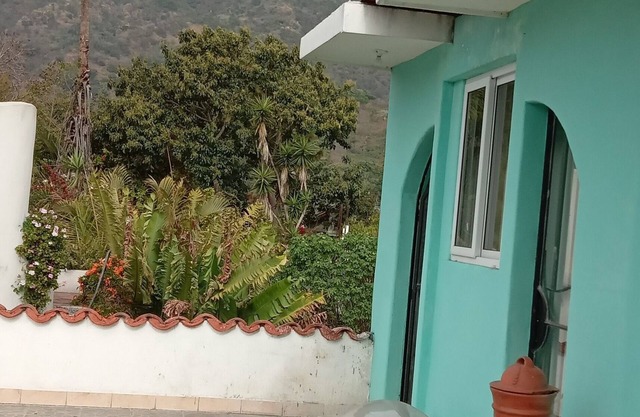 Beautiful Wifi Lodge in Santiago Atitlán. Santiago Lakeview Villa: 2 bedroom.