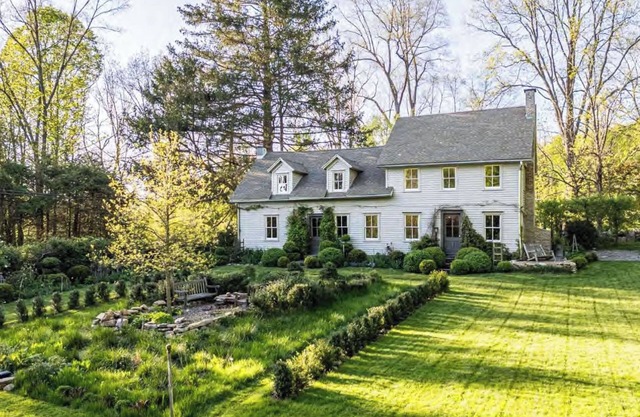 Beautifully restored 1822 Farmhouse, as seen in Better Homes & Gardens Magazine