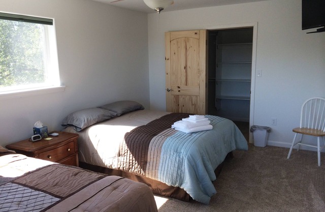 Bedroom in Kasilof - Lazy Bear Room