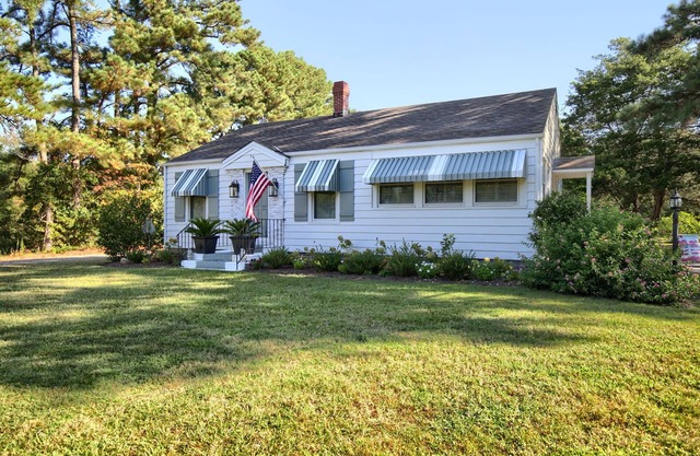 Bee Humble Cottage w/in 20mins to Public Beaches