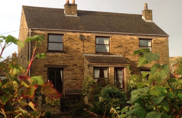 Beechcroft Cottage Reeth, set in two acres garden, river, ponds, amazing views