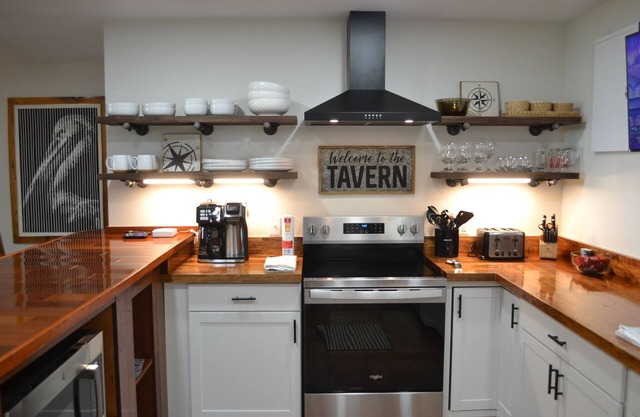 Bella Vista at Half Moon - Direct Riverfront w/Deepwater Dock