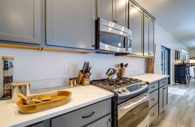 Bellaire Escape: Ski Schuss Mtn, Walk to Shorts!