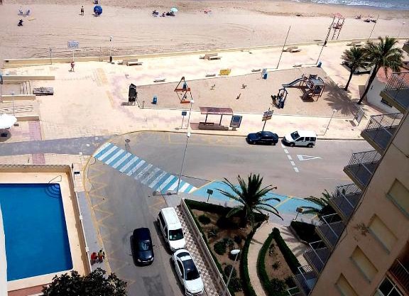 Bellreguart 1a línea de Playa - Edificio Mirador