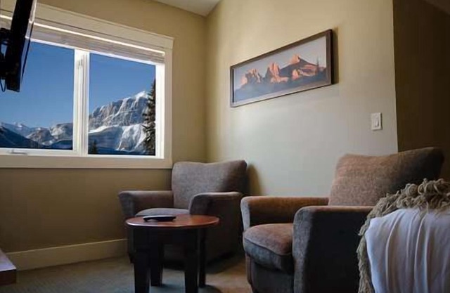 Bellstar Suites at Solara Resort