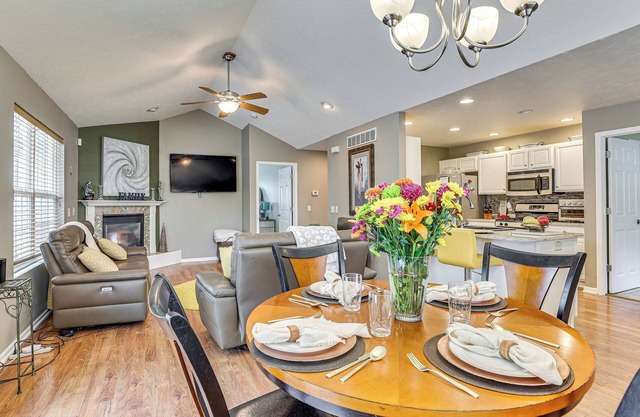 Beloit Home w/Deck: 3 Mi to Health System Campus