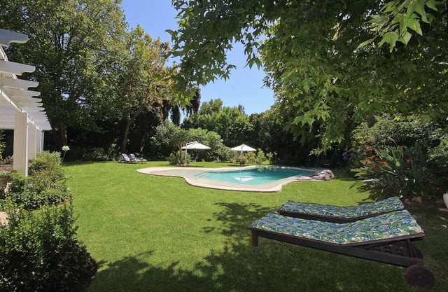 Beluga of Constantia Guest House