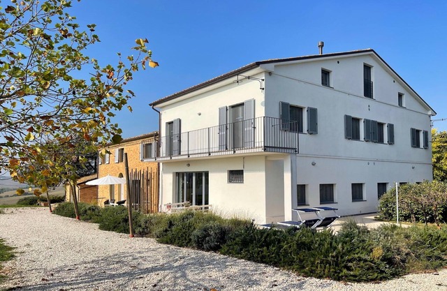 Belvilla by Oyo Amazing apartment with garden