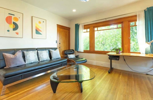 Berkeley's BEST Home & Neighborhood Walk to UC