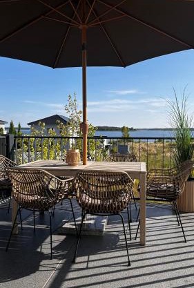 Bernstein Apartments