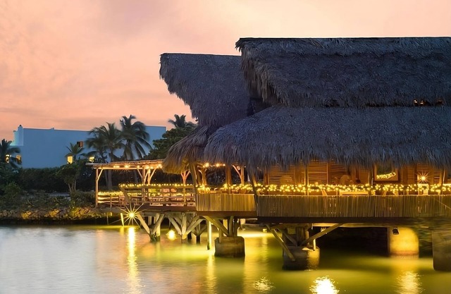Best Place to Unwind! Two Spacious 2BR Suites, Swimming Pool, Beachfront!