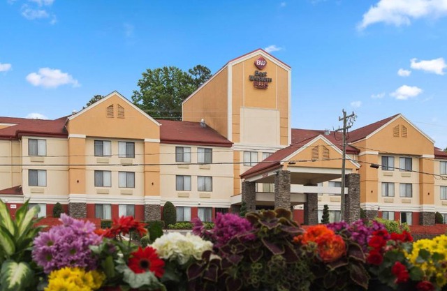 Best Western Plus Huntersville