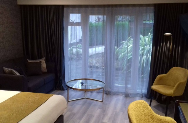 Best Western Premier Heronston Hotel & Spa