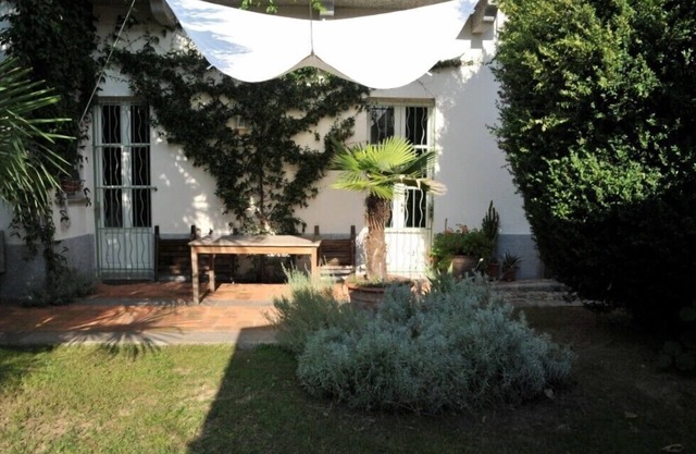 Between Lake Maggiore and Lake Orta, very nice apartment on closed and shaded garden.