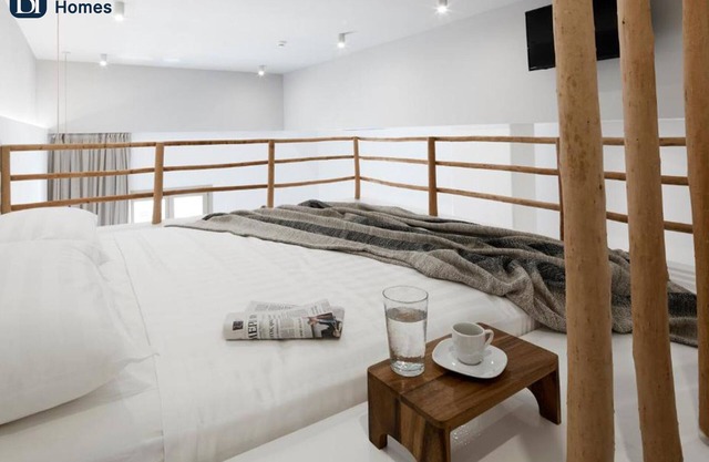 BH649 - R - Villa Milos