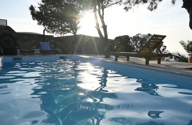 BH935 - C - Studio Kithnos