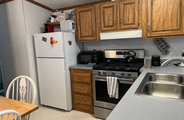 Big Indian Creek-side Home