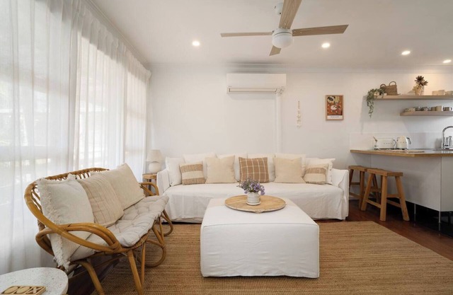 Bilinga Breeze Walk to North Kirra Beach and Airport