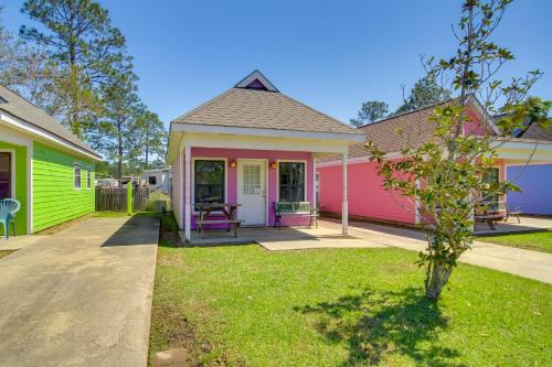 Biloxi Resort Cottage with Pool and Lake Access!