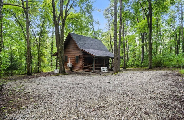 Birch Cabin | Cozy Cabin for Two