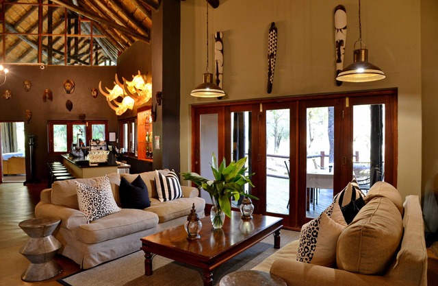 Black Rhino Game Lodge
