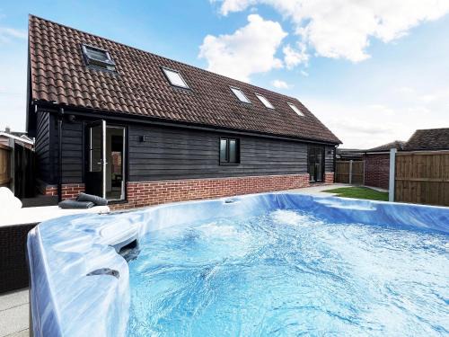 Blackberry Barn by The Suffolk Cottage Collection