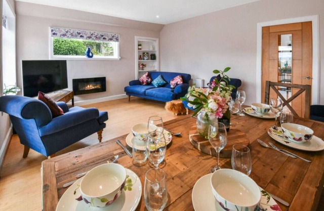 Blacksands Seaview Cottage, Aberdour