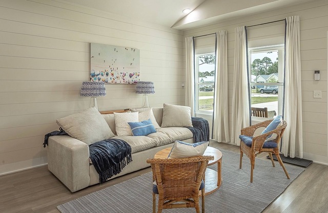 Blissful Coast Escape—Seaside Charm, Tons of Extras + Close to Everything!