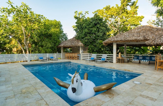 Blue Paloma Bed & Breakfast