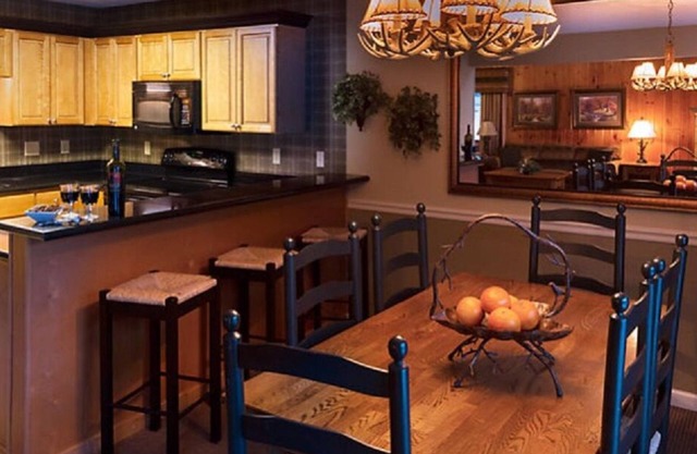 Blue Ridge Village Villa Across From Sugar Mountain