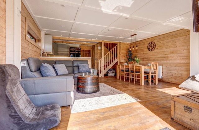 Bluebell Lodge | The Ridgeway Holiday Let | 3 Beds & Sleeps 6