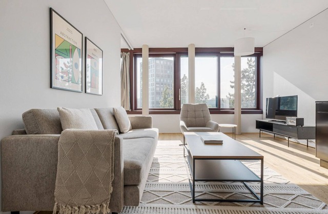 Blueground | Basel-Vorstaedte, view, nr Kunstmuseum