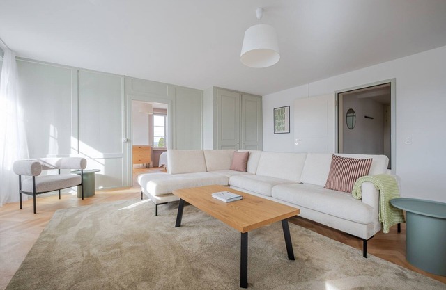 Blueground | Hirslanden, view, nr Zürich Zoo