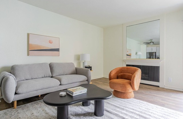 Blueground | Pasadena, pool, nr Pasadena Park