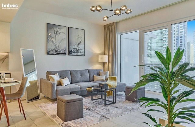 bnbme | Beach Access: 1BR Apartment w/City Views