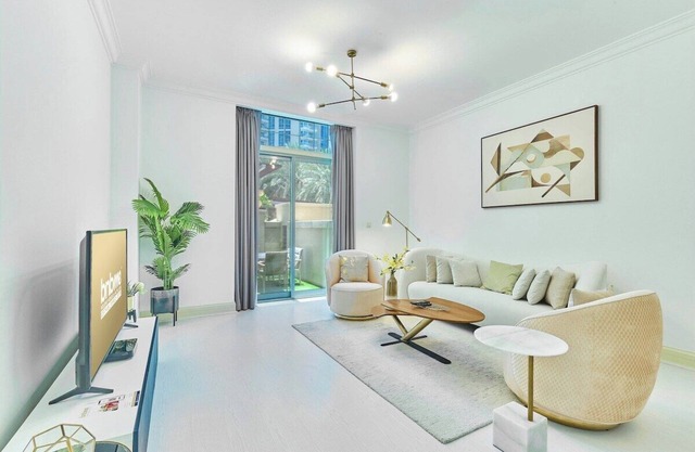 bnbme | Dubai Marina Bliss: 2BR Apt with Private Jacuzzi