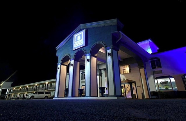 Boardwalk Suites Lafayette