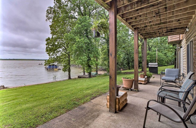 Boat Dock & Fire Pit: 'Sunset Cove' Lakefront Gem