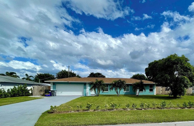 BohoChic Luxury Home minutes to Atlantic Ave&Beach