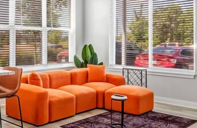 Bold 1164 I Parking I Pool I Gym I Parking