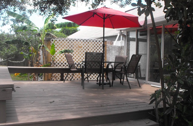 BOOK NOW! Oct./Nov. Deals: St. Augustine tropical home nr Beach, Non-smoking