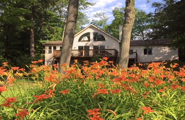 Book your 2026 summer vacation now!