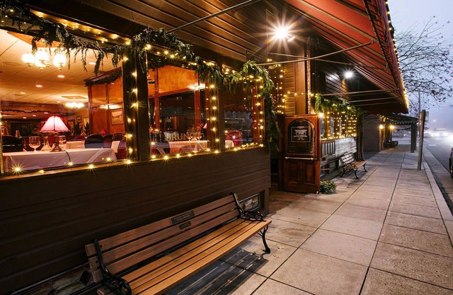 BookStayHop- Jacksonville Inn and Station House