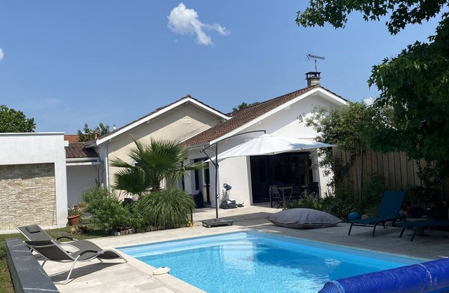 Bordeaux : Villa 5chambres Avec Piscine