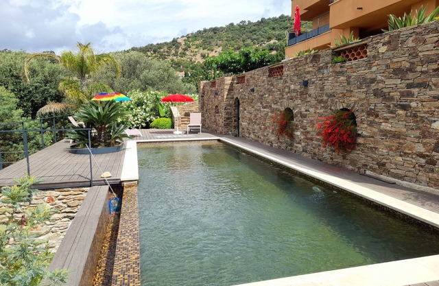 Bormes au Cœur du Village - Devant Château -T3 Neuf Terrasse vue mer & Collines