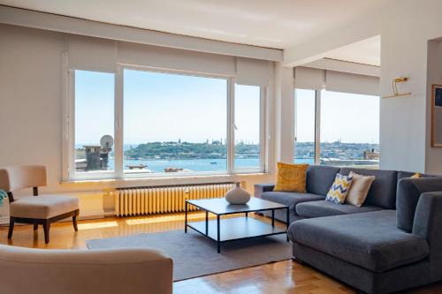 Bosphorus View with 5 Bedrooms and Elevator