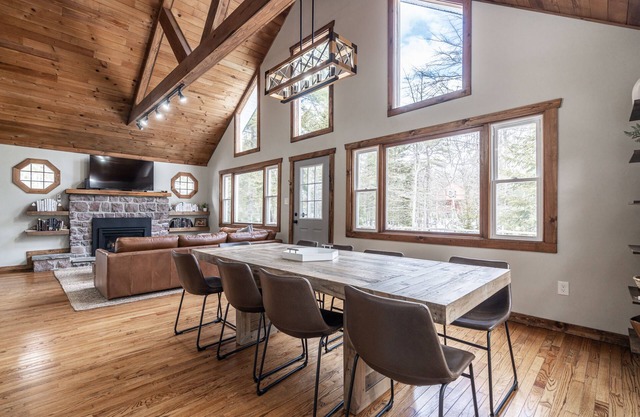 Boulder View Lodge - Very Private 4BR/2BA Family Mountain Retreat 10 beds! AC/WD